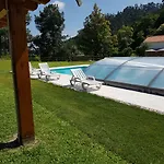 Quinta Da Tormenta -14 Pessoas- 2 Casas E Piscina Privada *