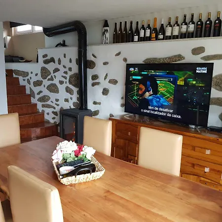 Casa de Férias Quinta Da Tormenta -14 Pessoas- 2 Casas E Piscina Privada