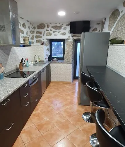 Quinta Da Tormenta -14 Pessoas- 2 Casas E Piscina Privada Prázdninový dům *