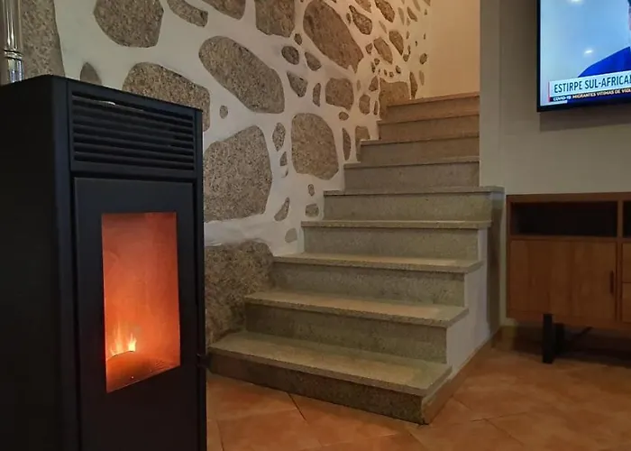 Quinta Da Tormenta -14 Pessoas- 2 Casas E Piscina Privada Prázdninový dům