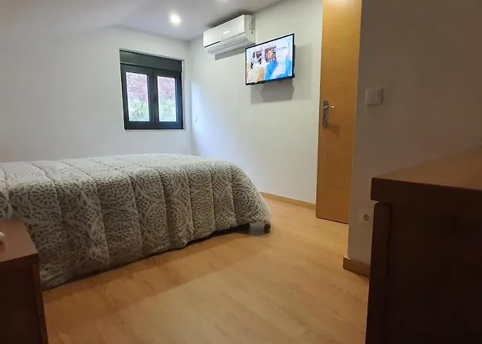 Quinta Da Tormenta -14 Pessoas- 2 Casas E Piscina Privada Prázdninový dům