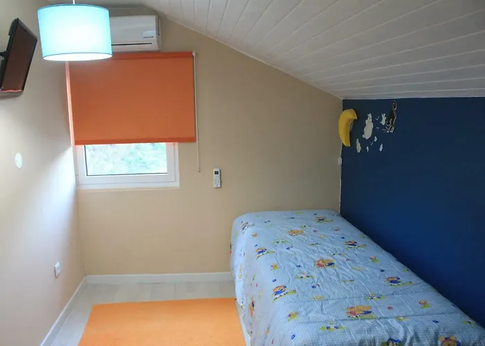 Quinta Da Tormenta -14 Pessoas- 2 Casas E Piscina Privada *