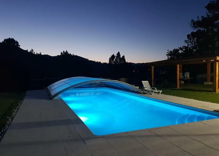 Quinta Da Tormenta -14 Pessoas- 2 Casas E Piscina Privada *