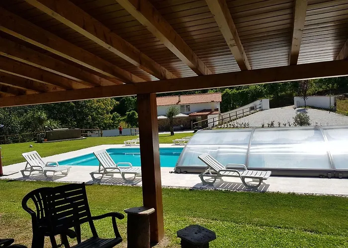 Quinta Da Tormenta -14 Pessoas- 2 Casas E Piscina Privada *